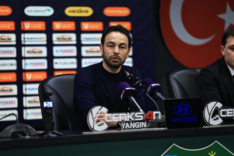 Kocaelispor - Başakşehir maçının fotoğraf galerisi