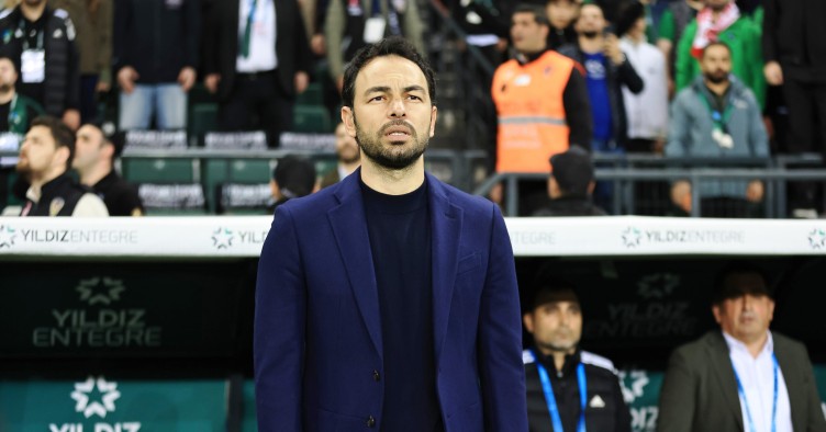 Kocaelispor - Başakşehir maçının fotoğraf galerisi
