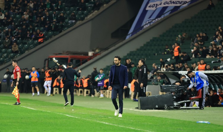 Kocaelispor - Başakşehir maçının fotoğraf galerisi