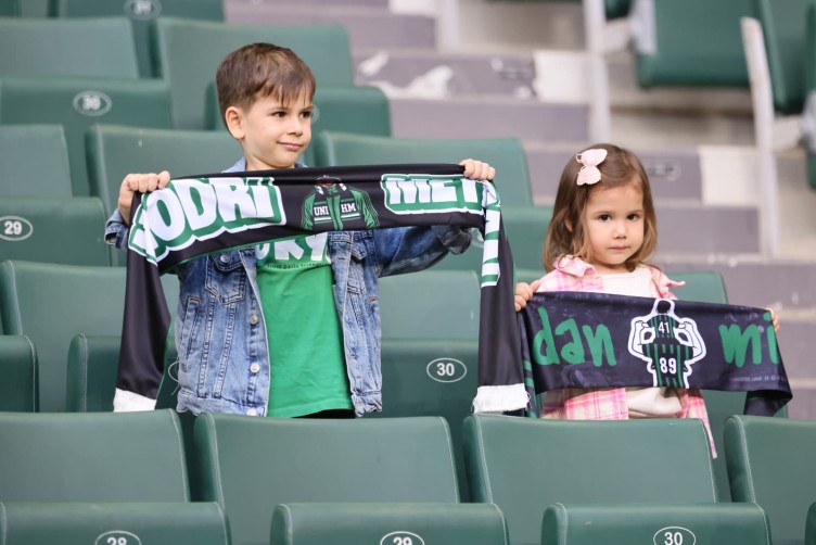 Kocaelispor-Karagümrük maçında tribün görüntüleri