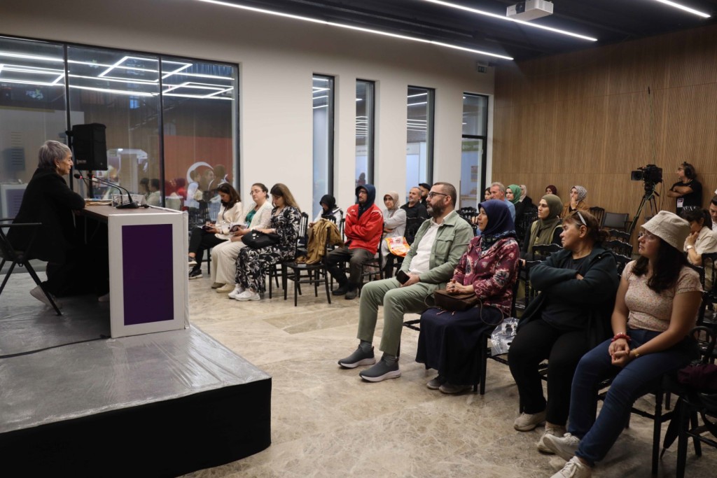 İstiklal Şairimizin torunu 14. Kocaeli Kitap Fuarı'nda!