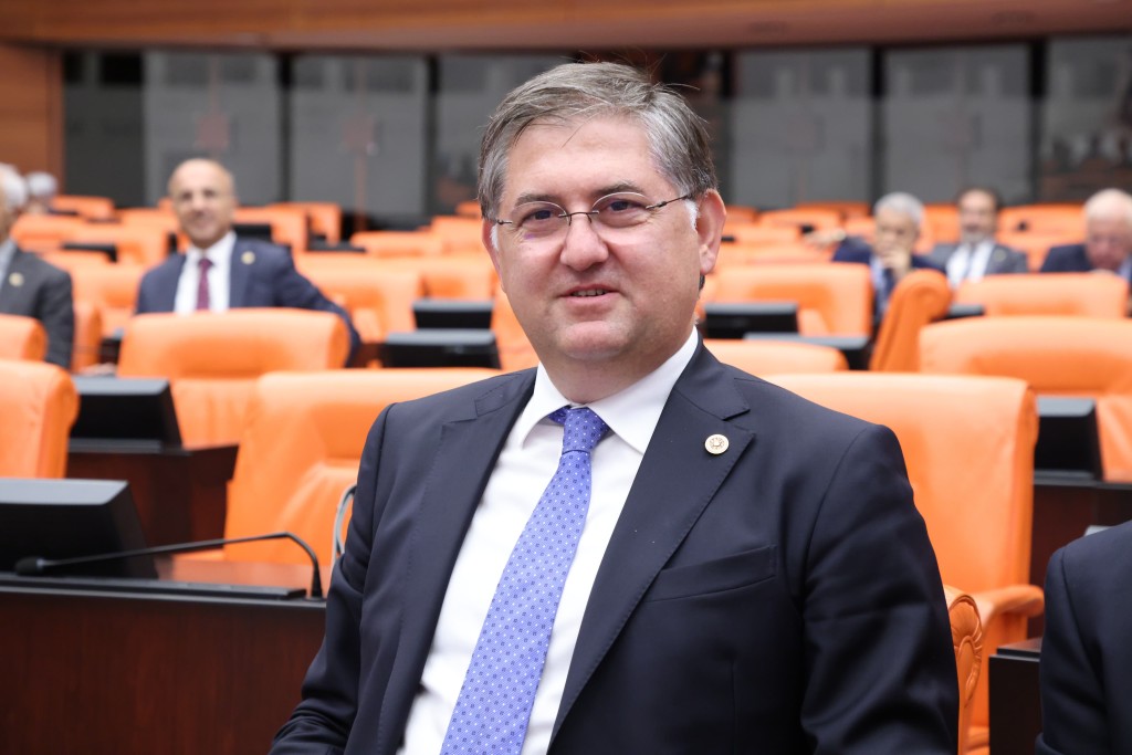 Yıldızlı'dan Büyükakın'a cevap: "Hangi demokrasi" 