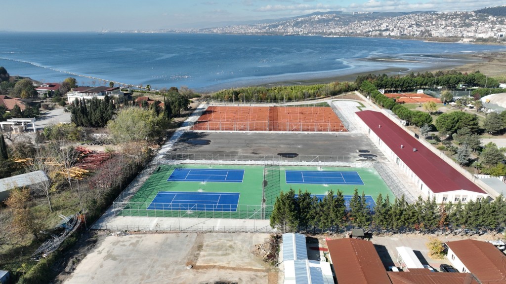 Tenis Merkezi'nde sona doğru