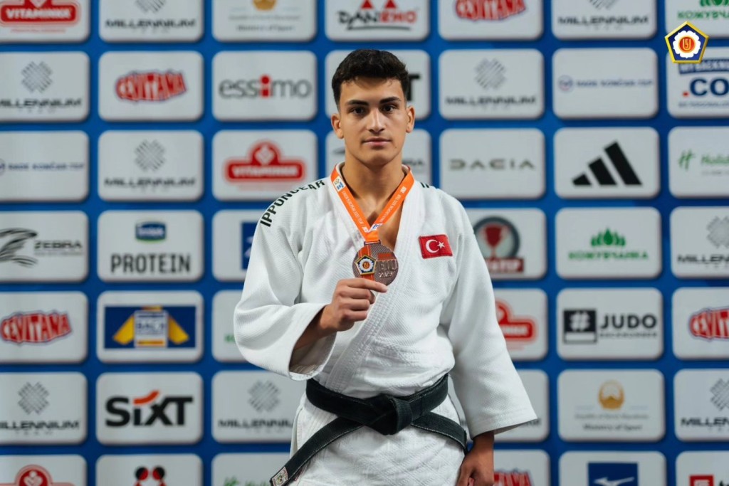 Berkay’dan Avrupa üçüncülüğü 