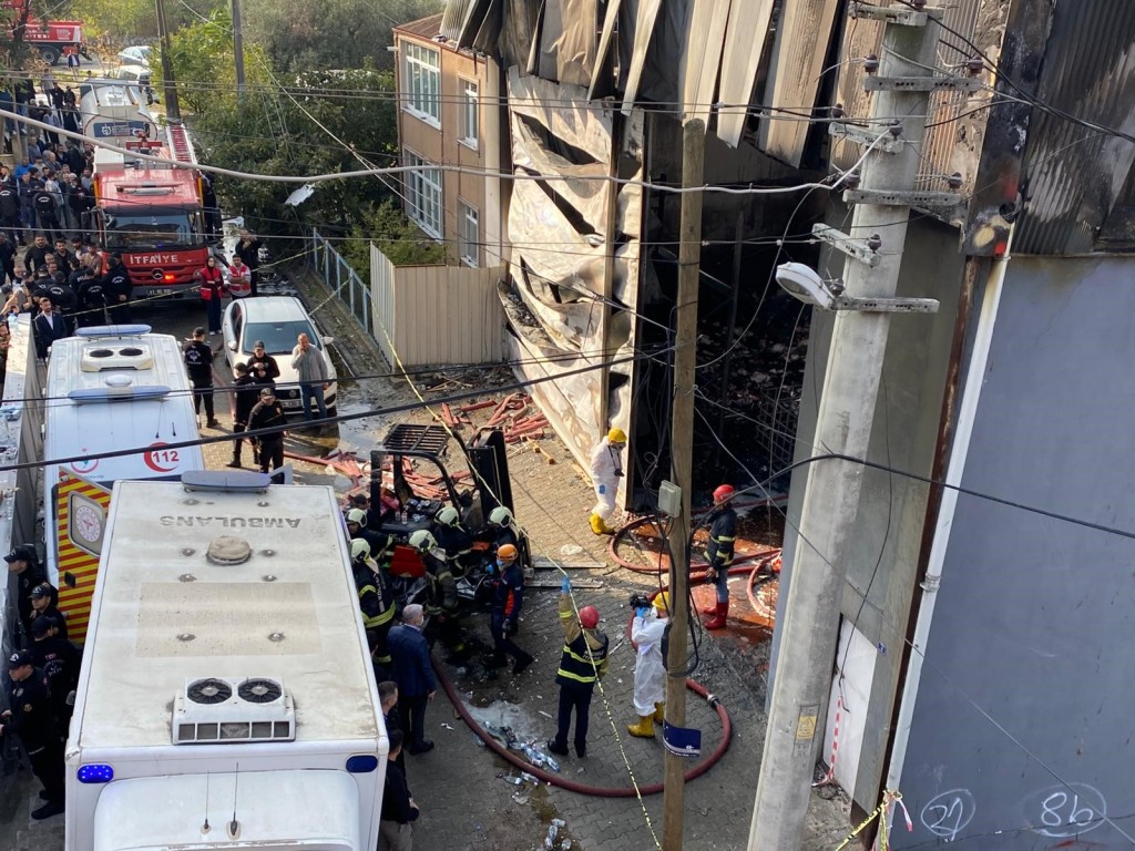 6 kişinin cansız bedeni morga kaldırıldı