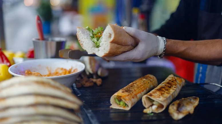 Bu sokak lezzetleri zehir saçıyor!