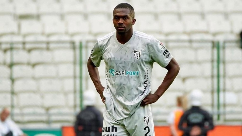 Dijksteel, bir hayalin eşiğinde!