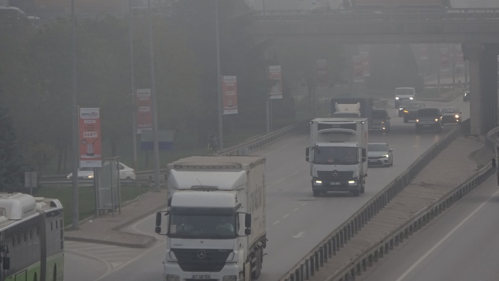 Kocaeli'de sürücüler zor anlar yaşadı!