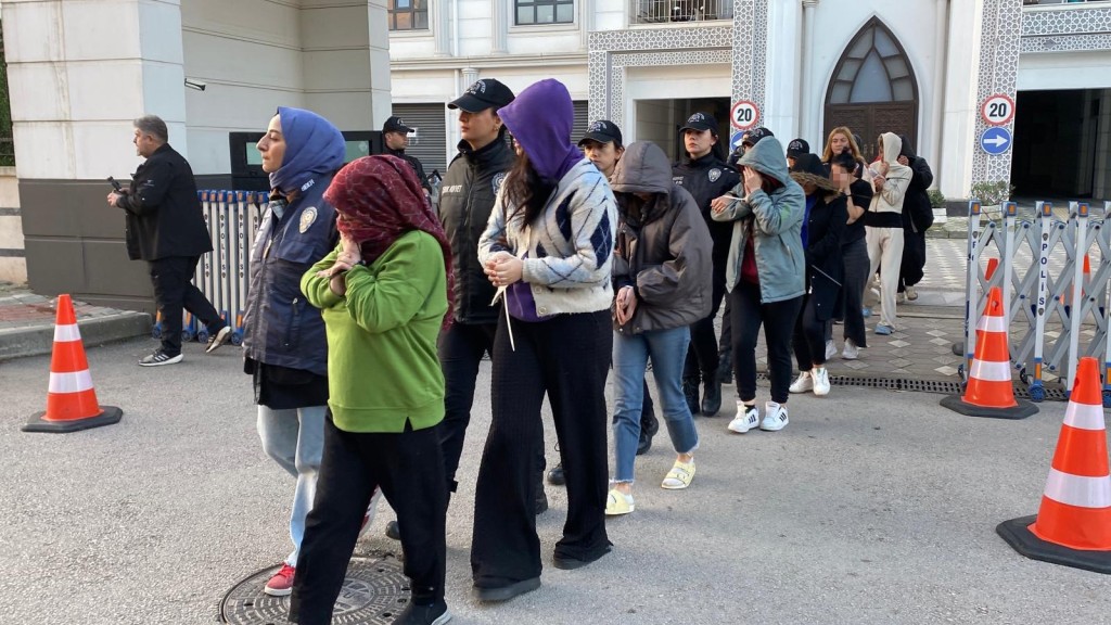 Kocaeli’de bungalov çetesi çökertilmişti: 14 kişi tutuklandı