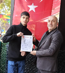 İzmitli genç 18 yaşına girer girmez MHP’ye üye oldu