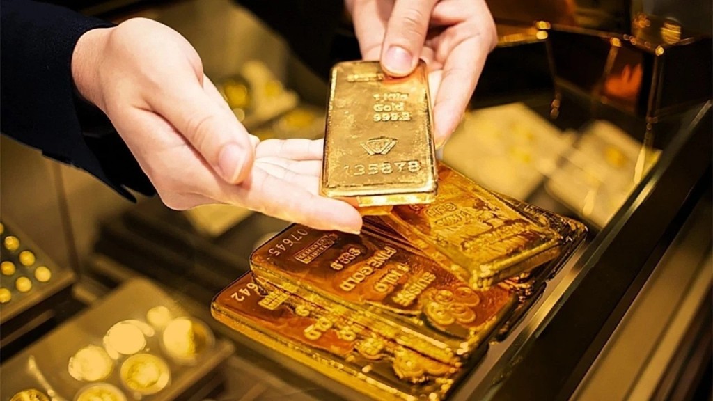 Altın fırladı: Yatırımcılar gözünü bu seviyeye dikti