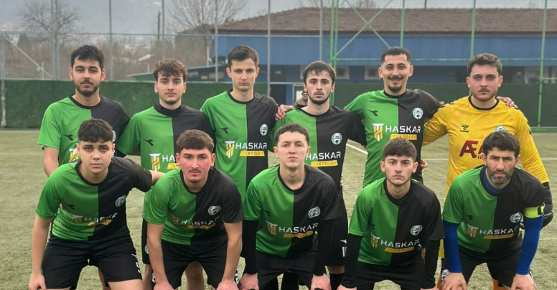 Ozan Sarı 4 gol attı Şirinspor kazandı