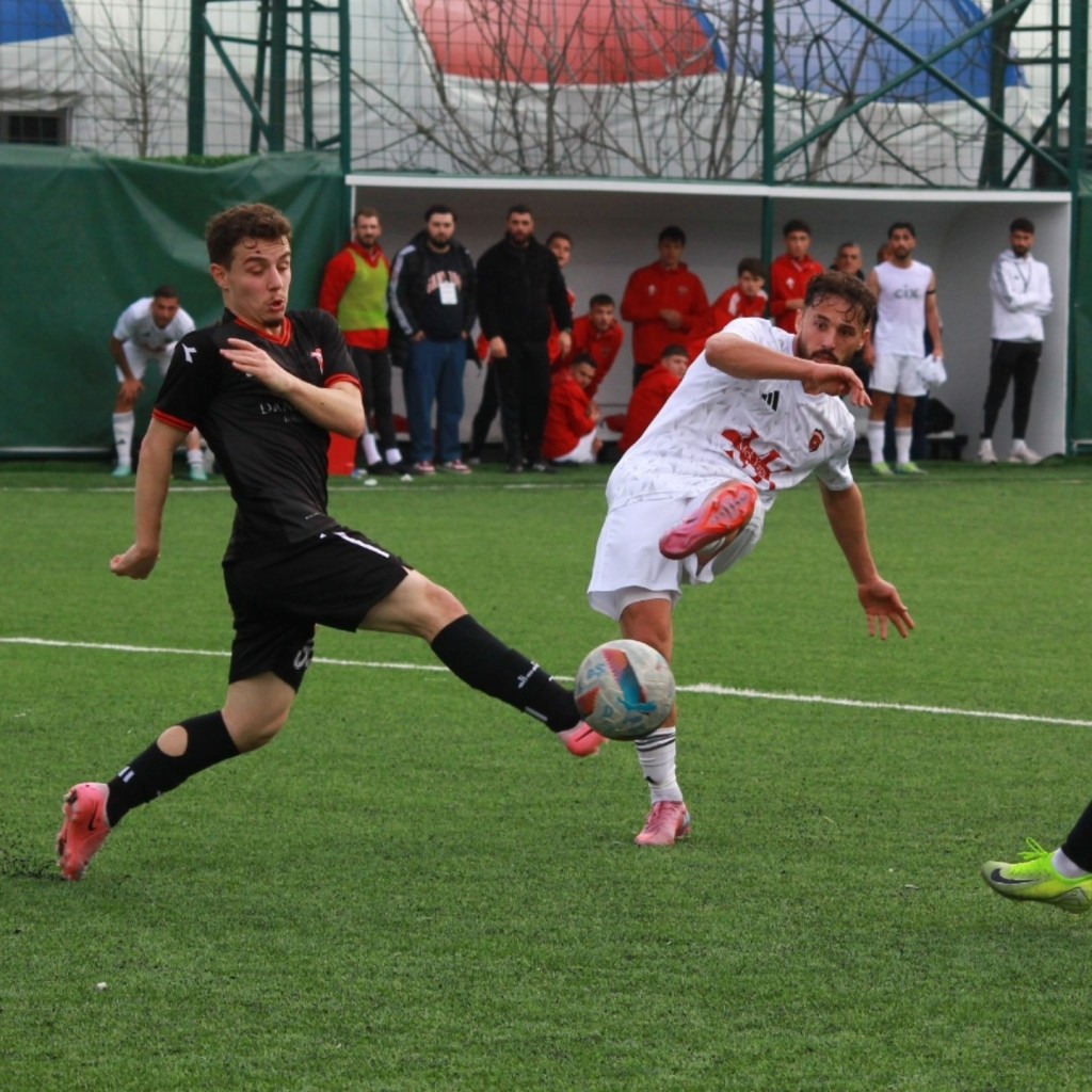 Evinde çok zorlandı deplasmanda fark attı