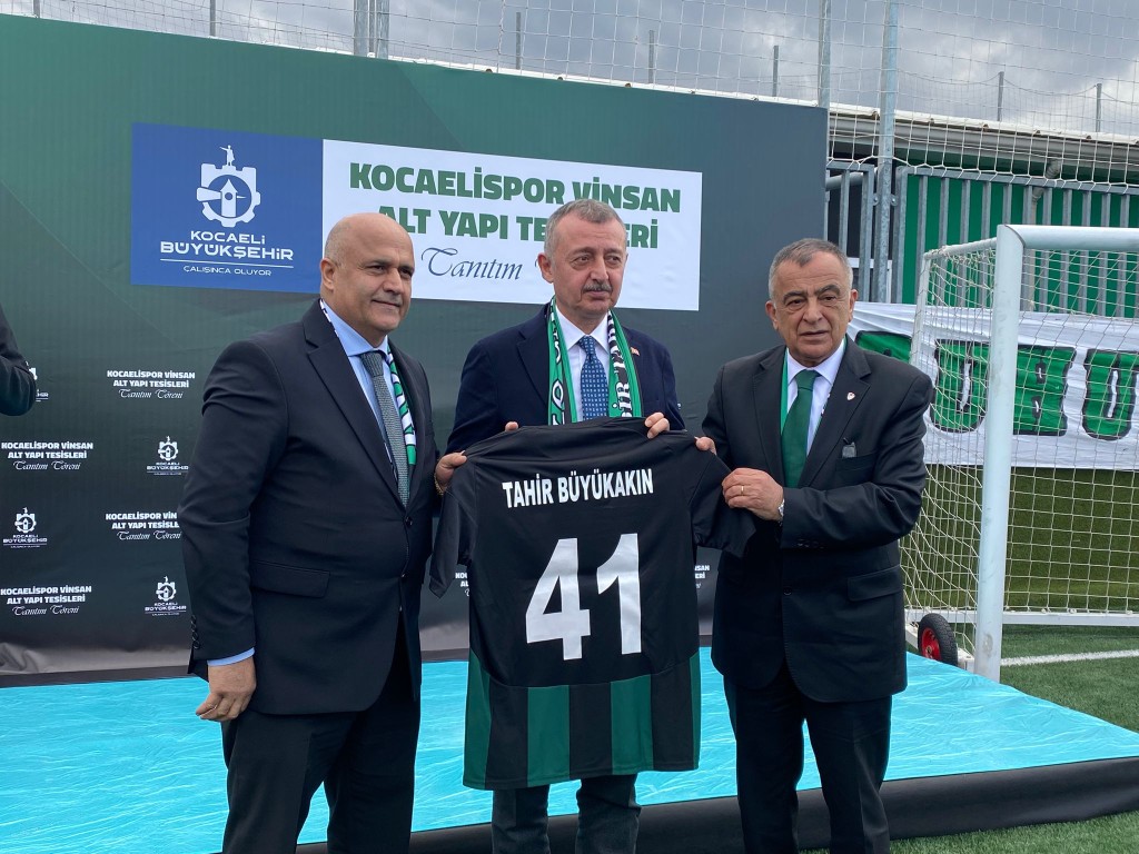 Büyükakın: "Kocaelispor bu şehrin gerçek markasıdır"
