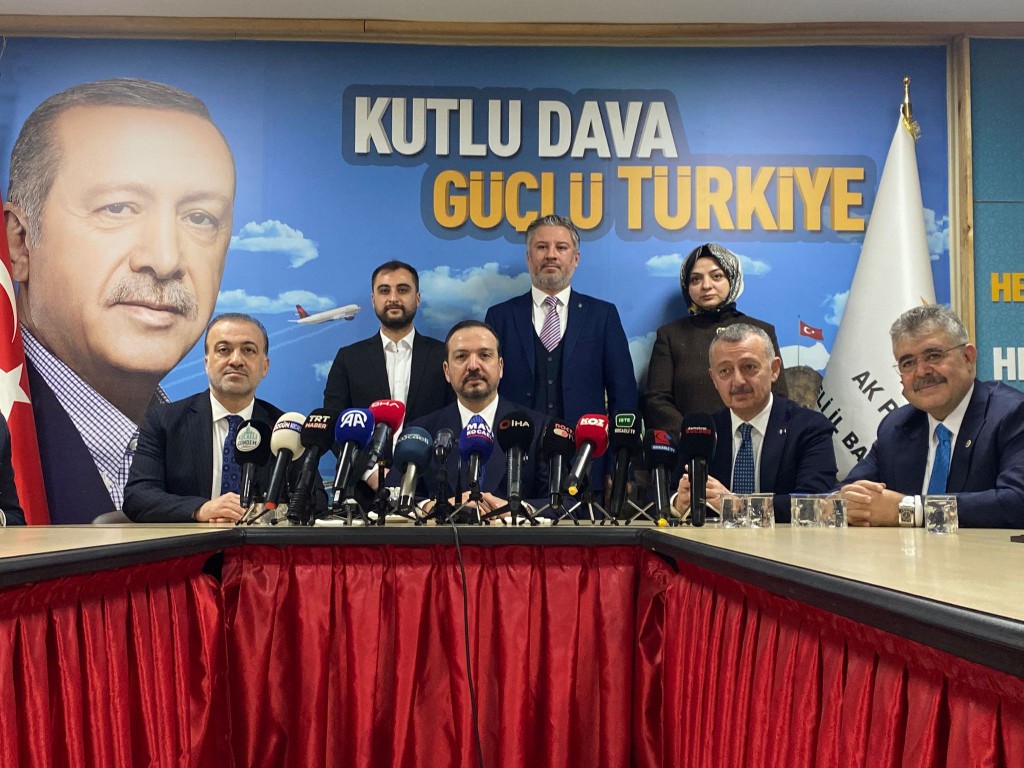 Zorlu’dan Kocaeli’de net mesajlar