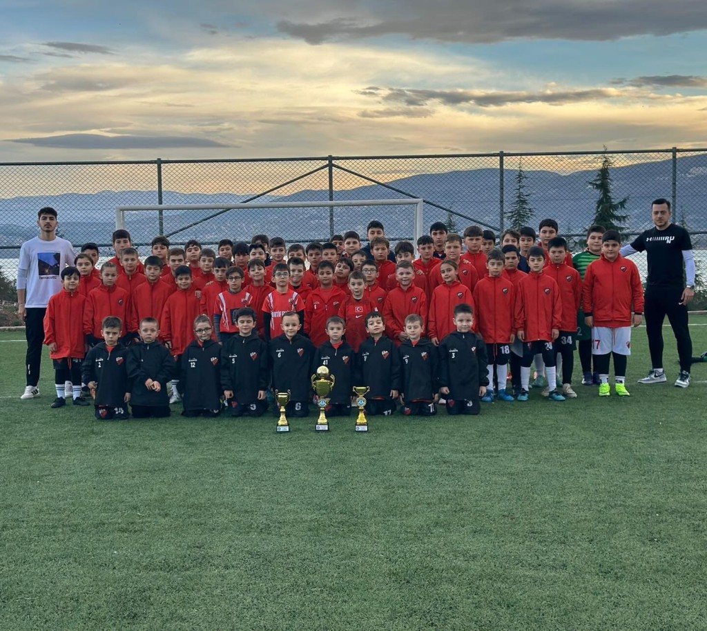 Eşmespor’un geleceği bu minikler 