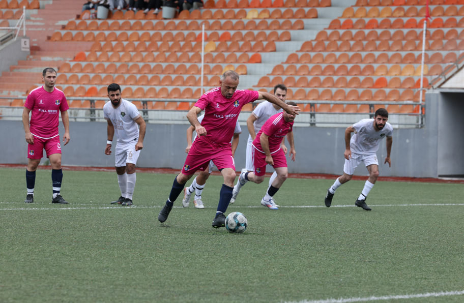 Yenidoğan ile İlimtepe liderlik maçın çıkıyor