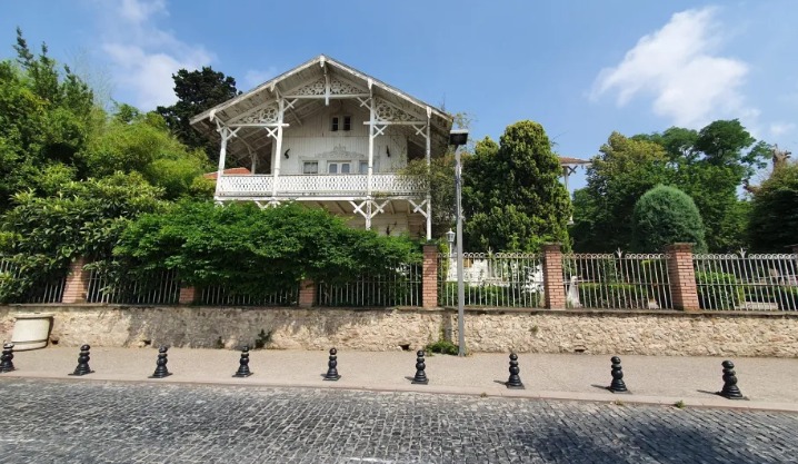 Kocaeli’de bu köşkün hikayesini kimse bilmiyor! 