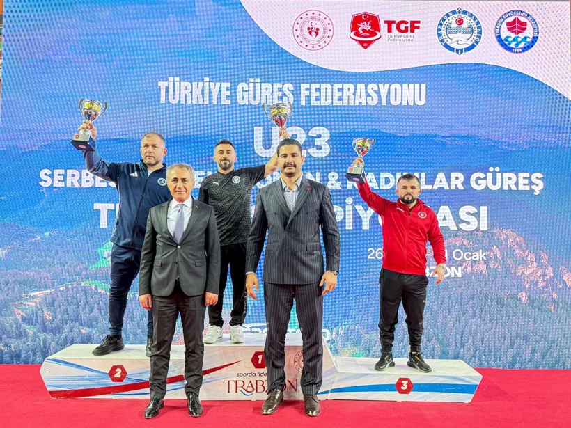Kağıtspor güreşte Türkiye ikincisi
