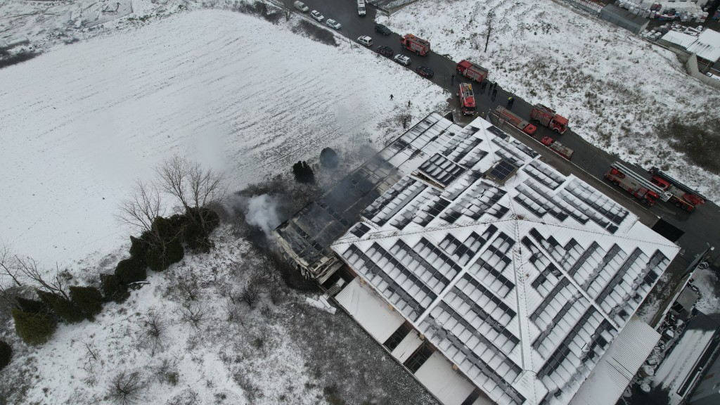 Plastik fabrikasında korkunç yangın!