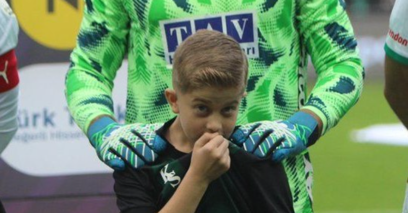 Refakatçi çocuk kayıtları sürüyor