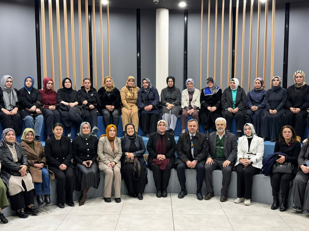 Bağımlılıkla Mücadele Eğitim Semineri İzmit’te gerçekleştirildi