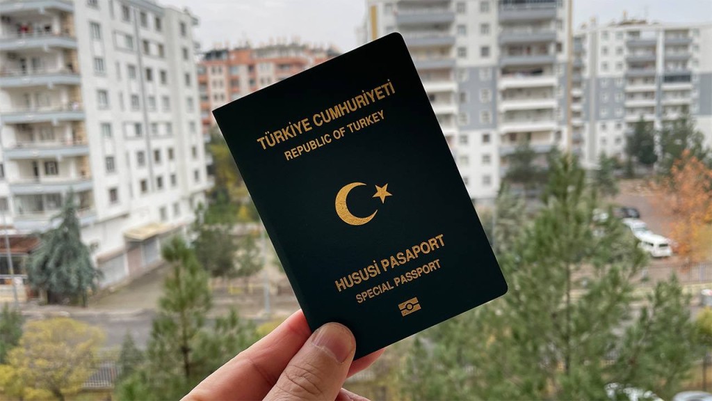 Yeşil pasaportlulara vize verilmeyecek!