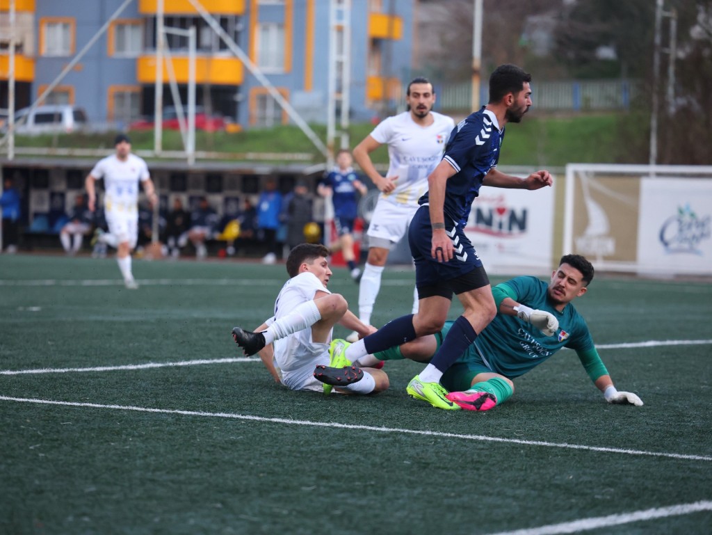 Derincespor AŞ Play-Off’u bekliyor 