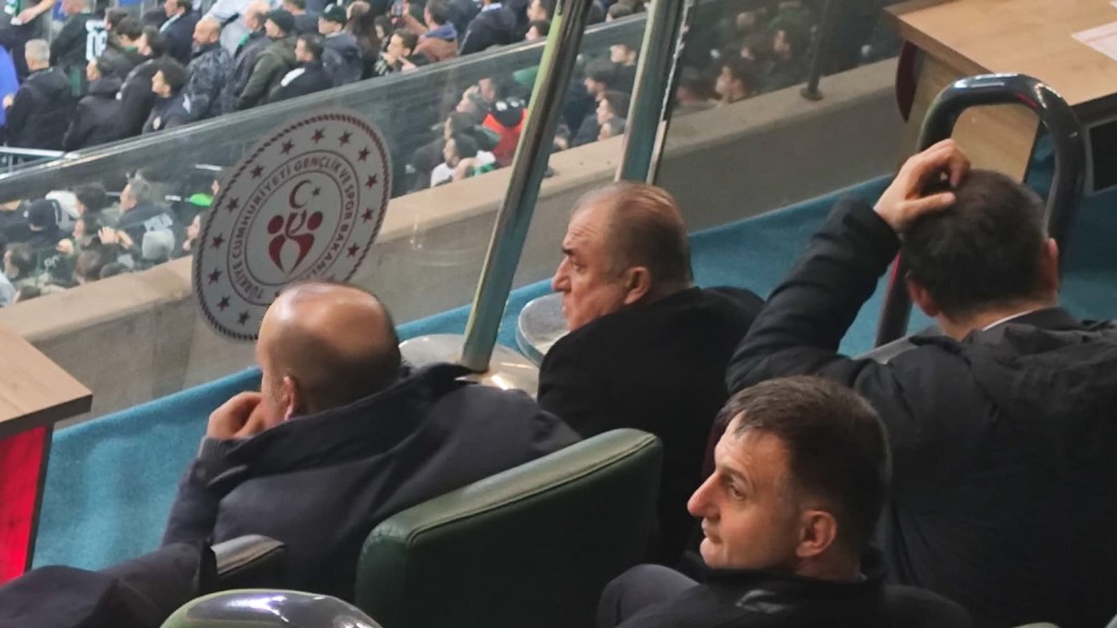 İzmit'te Fatih Terim sürprizi 