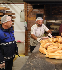 Başiskele'de Ramazan öncesi yardım!