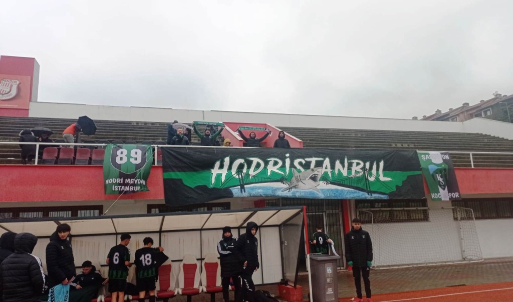 Armayı yalnız bırakmıyorlar!