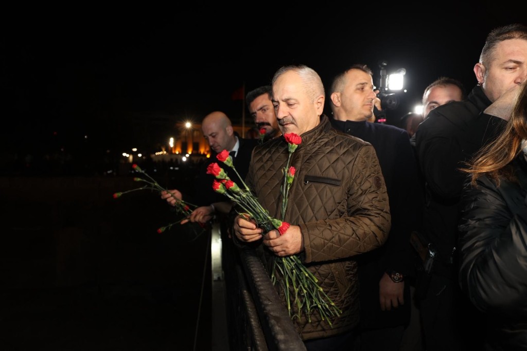 Başkan Büyükgöz, Hatay'da depremde hayatını kaybedenleri andı