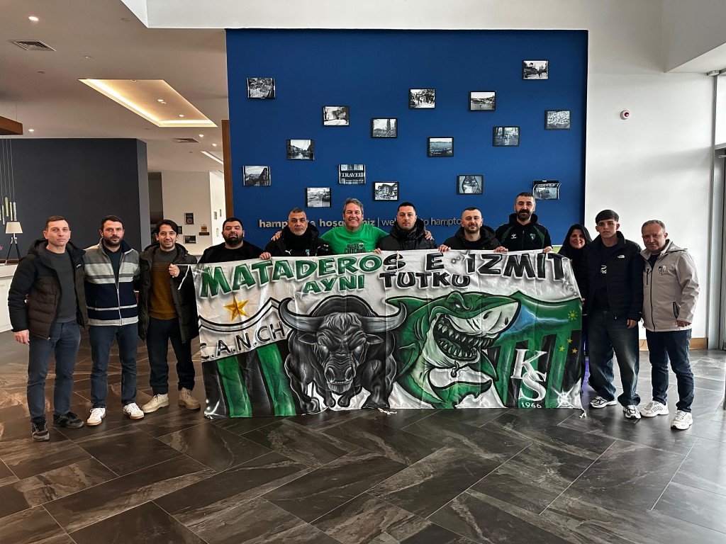 Hodri Meydan, Ruben ve ailesini karşıladı