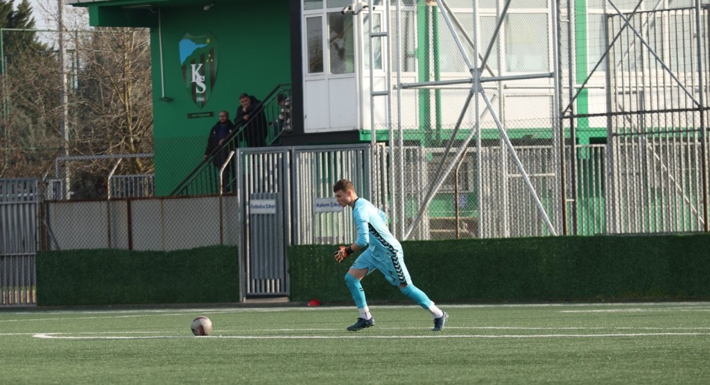 Selçuk İnan, 2009’lu kaleciyi Riva’ya götürüyor! 