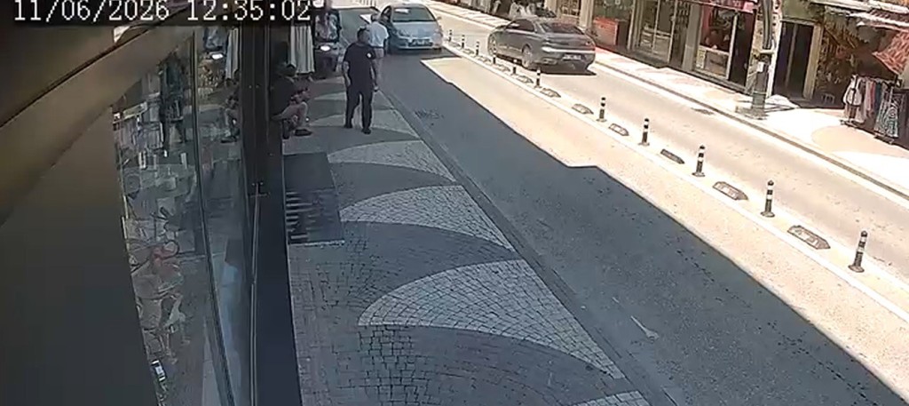 Engelli vatandaşa otomobil çarptı!