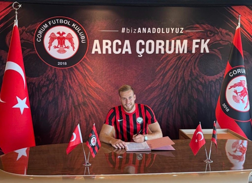 Hrvoje Smolcic formayı giydi