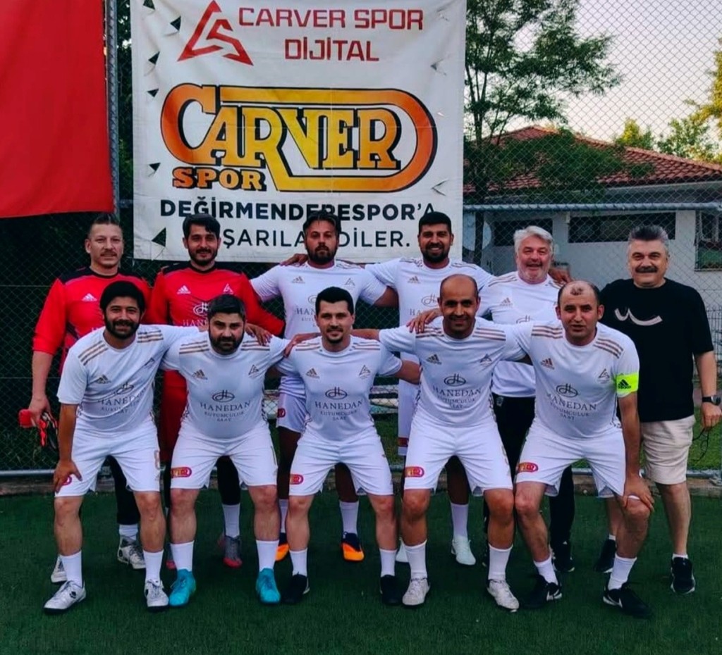 Düello Gölcük Carverspor’un “5-4”