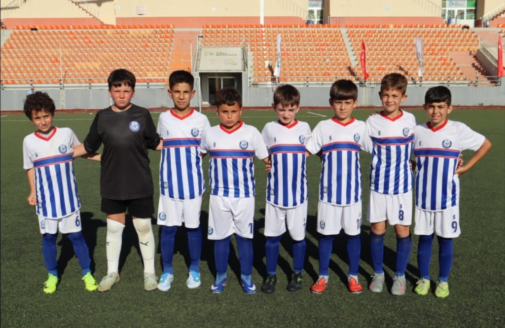 İzmit GB’nin minikleri başarılı oldu