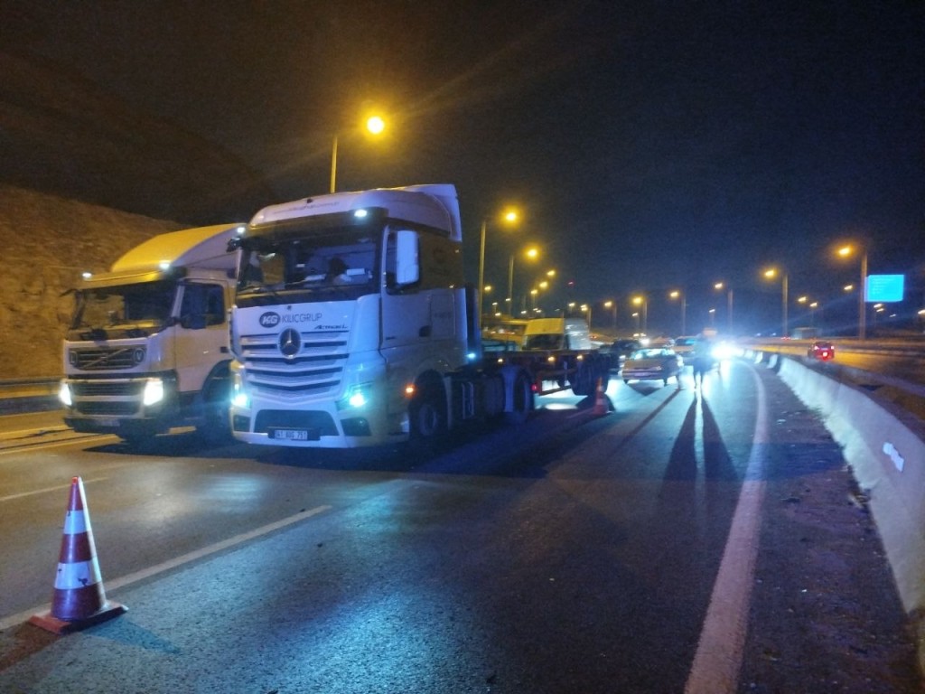 Kocaeli’de gece yarısı hayat durdu!