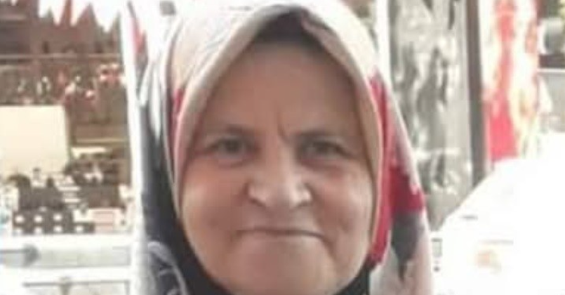 Bahçesinde çıkan yangın sonu oldu!