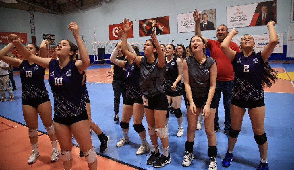 Gölcük’ün Sultanları şampiyon!