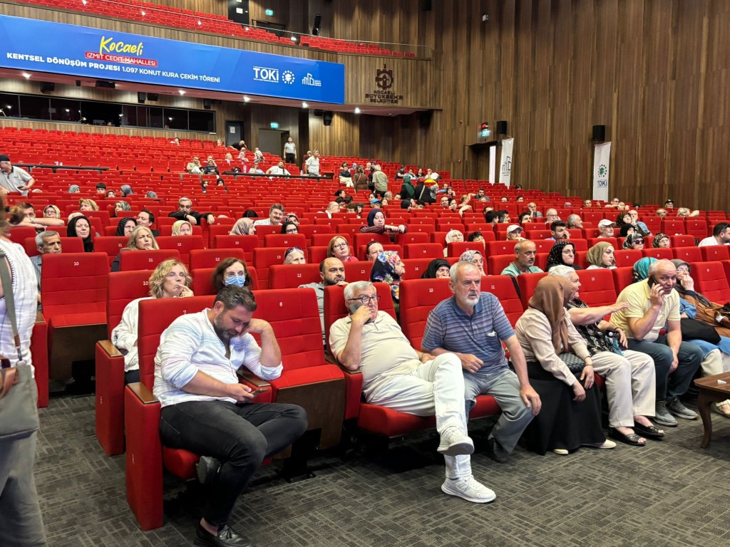 Ev sahipleri 23.00’e kadar kurayı bekleyecek