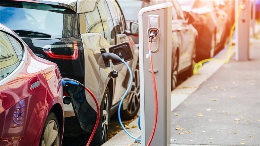 Elektrikli aracı olanlar yola çıkmadan okusun!