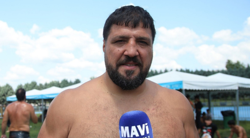 Kağıtsporlu şampiyon başpehlivan isyanda! Bizler makine değiliz!