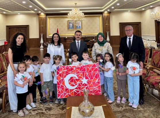 Mektebim öğrencilerinden Vali Aktaş’a ziyaret
