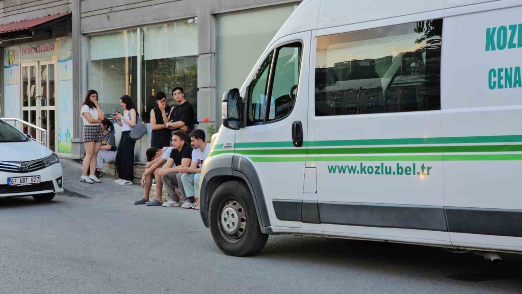 Ailesi haber alamıyordu, yurt odasında ölü bulundu!