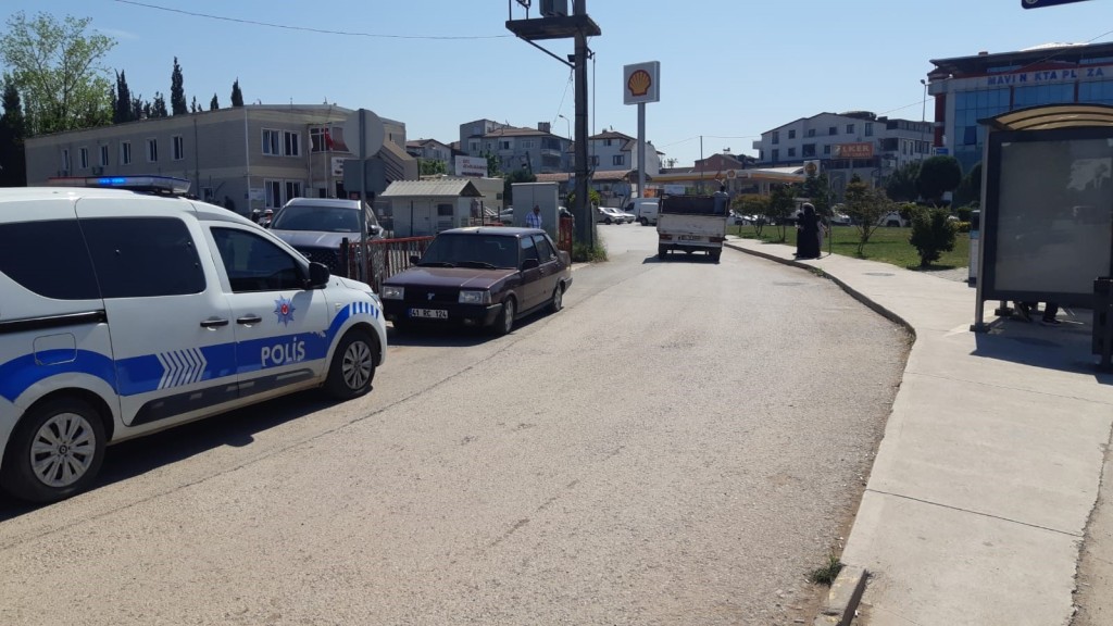 Kocaeli’de tartıştığı kadını bıçakladı!