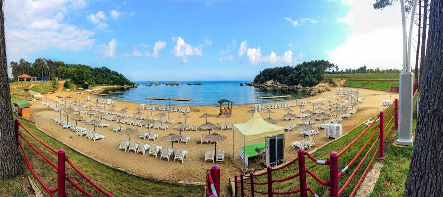 Kocaeli’deki bu plajda erkeklerin yüzmesi yasak!