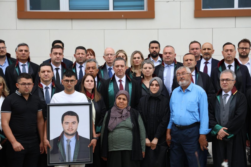 Kocaeli Barosu’ndan Zekeriya Polat davasına destek