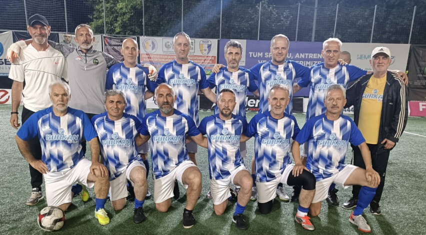 Kağıtspor’un şöhretleri eskisi gibi
